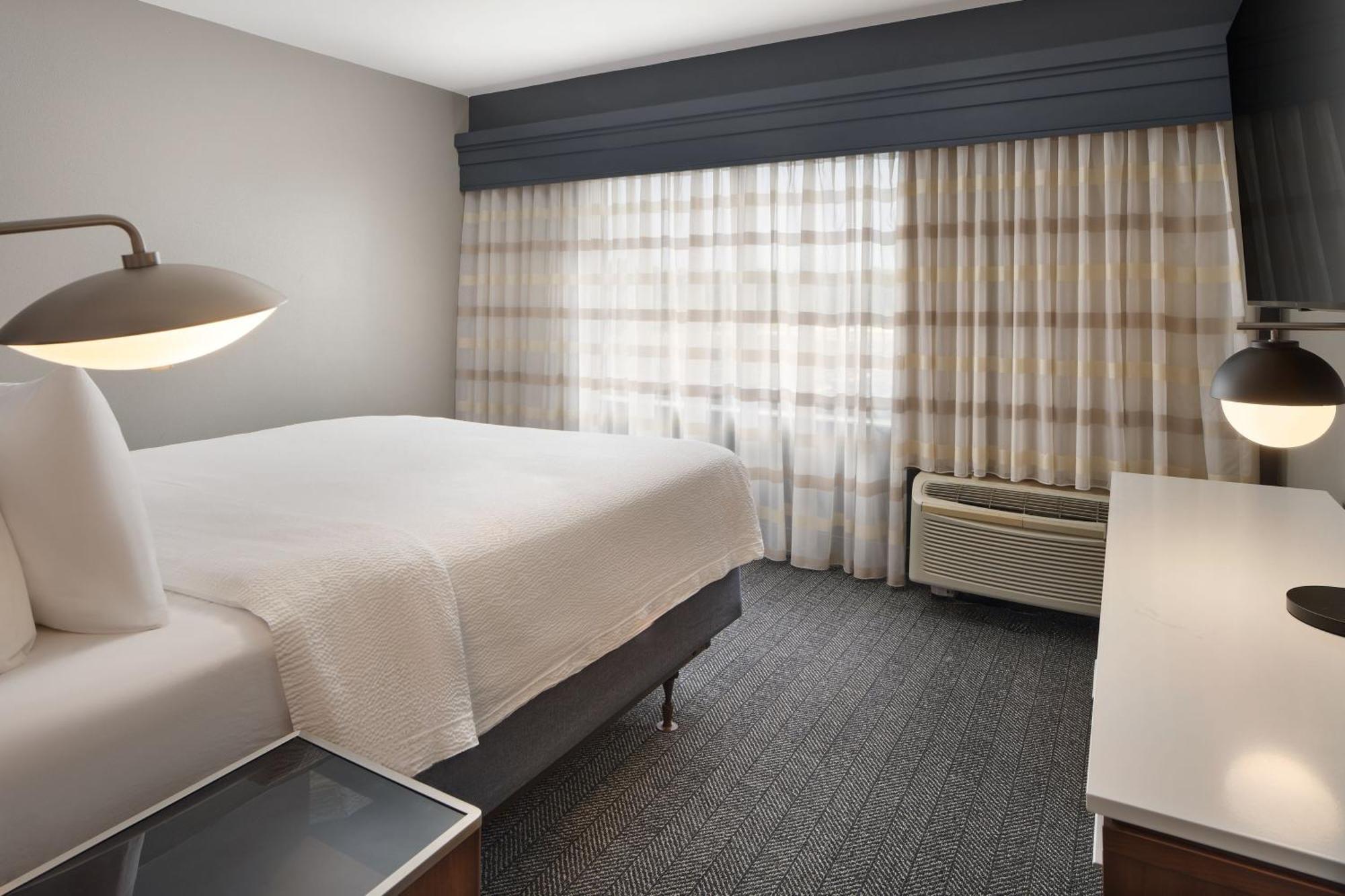 คอร์ตยาร์ด ฟลอเรนซ์ Hotel ภายนอก รูปภาพ